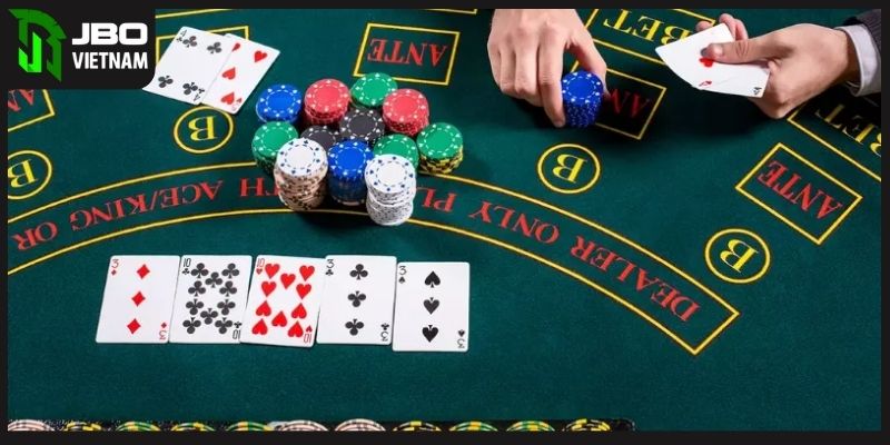 Các liên kết khác trong Poker